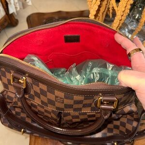 Louis Vuitton Trevi handbag in the Damier Ebene Checkered Canvas❤️